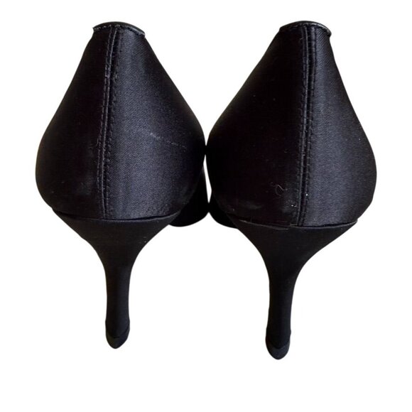 Banana Republic Black Dress Pumps, Subtle Bow Detail on Toes, Leather, Size 6M - Picture 5 of 10